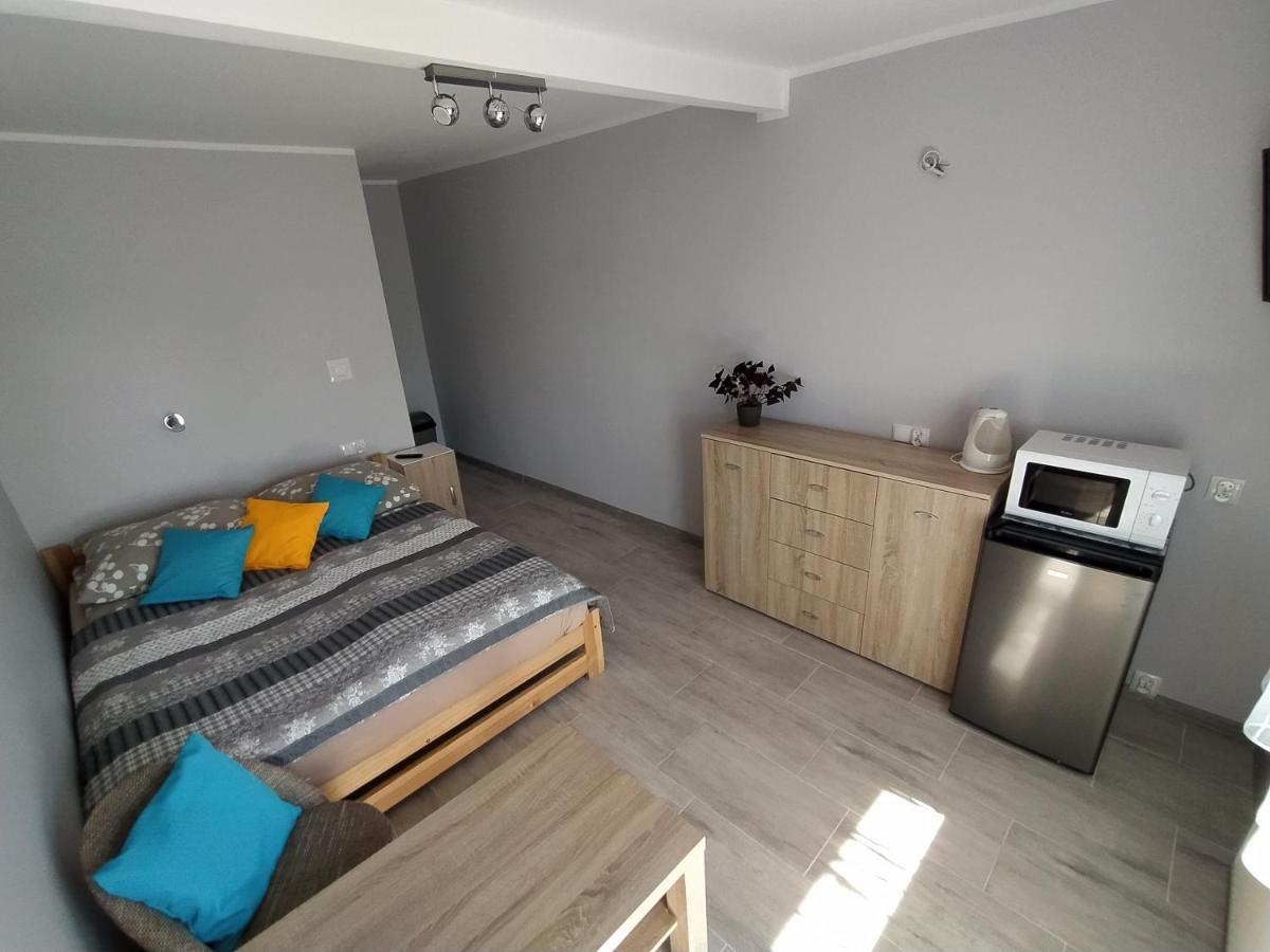 Moris 2 Pokoje Goscinne Łeba Exterior foto